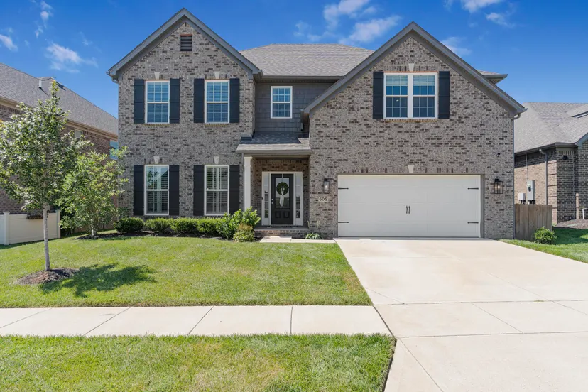 605 Sunny Lndg Trail, Lexington, KY 40515 — primary photo