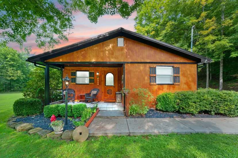 257 Austin Road, Olive Hill, KY 41164 — primary photo