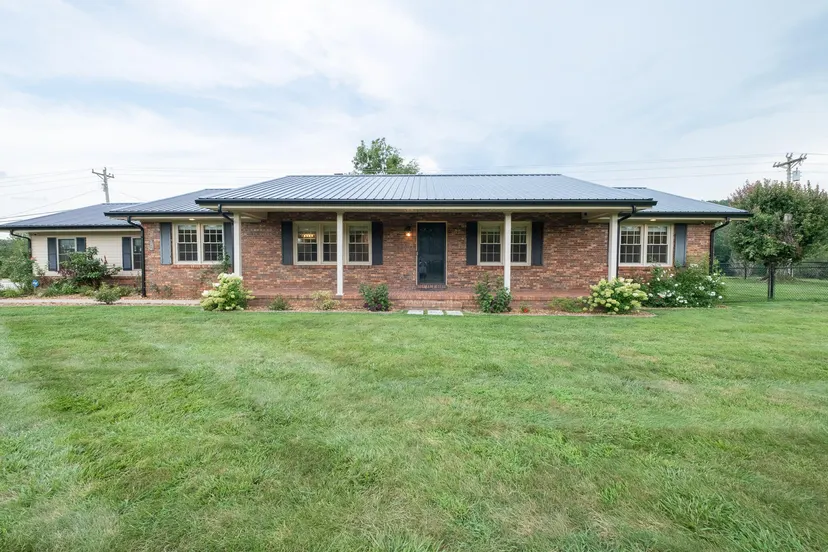 3839 Rush Branch Road, Somerset, KY 42501 — primary photo