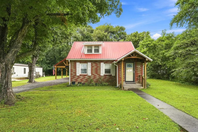 114 E Lion Drive, Salem, KY 42078 — primary photo