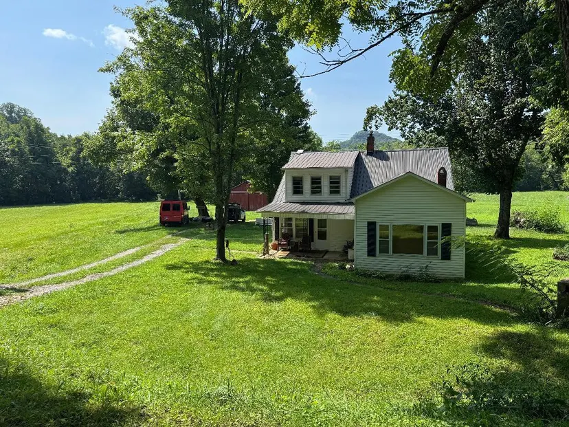 4283 Little South Road, Gravel Switch, KY 40328 — primary photo