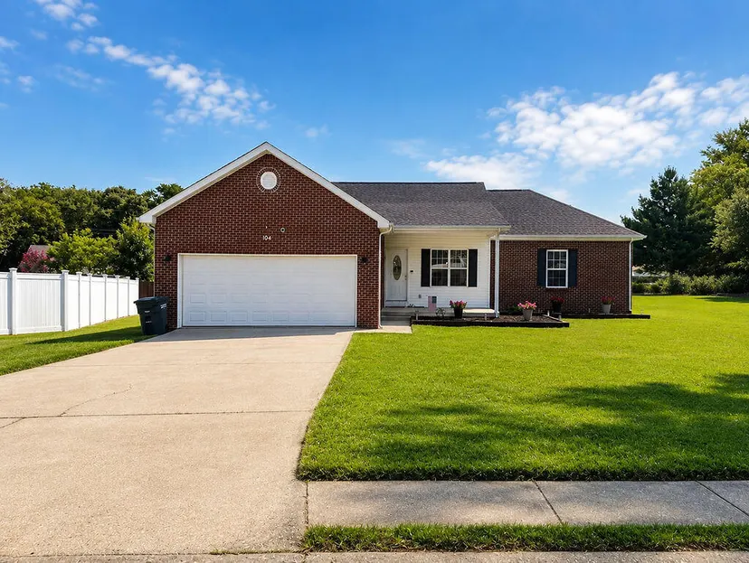 104 Nesting Court, Hopkinsville, KY 42240 — primary photo