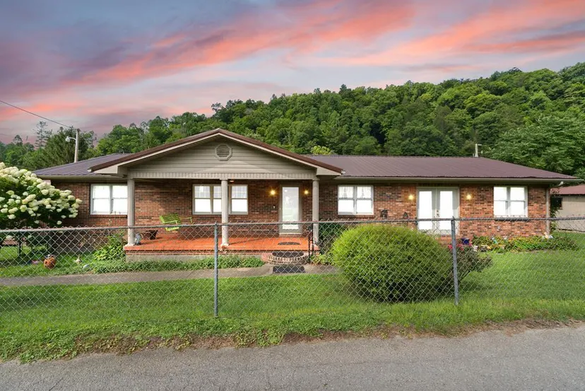 165 Sycamore Loop, Jeremiah, KY 41826 — primary photo