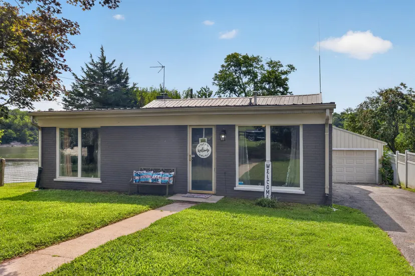 446 Lakeview Road, Harrodsburg, KY 40330 — primary photo