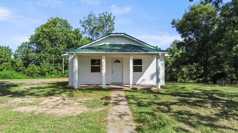 691 Strunk Highway, Strunk, KY 42649 — primary photo
