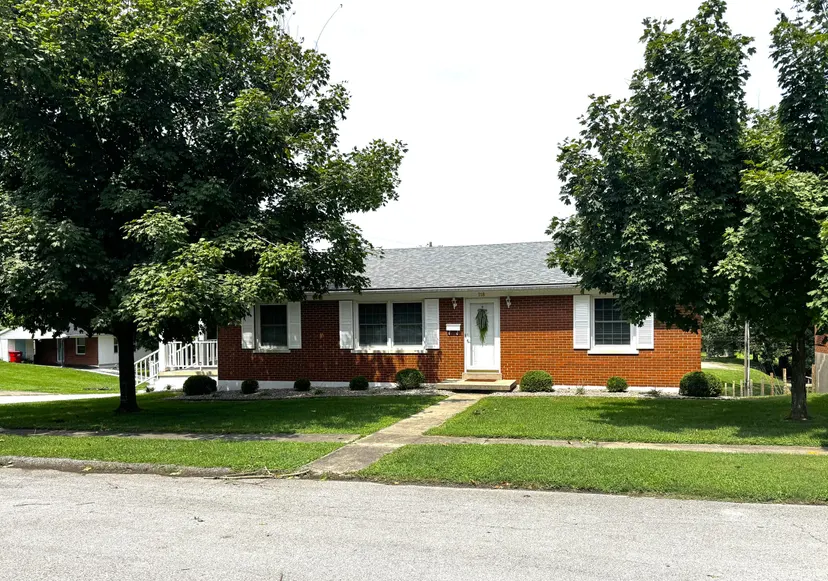118 Confederate Drive, Cynthiana, KY 41031 — primary photo