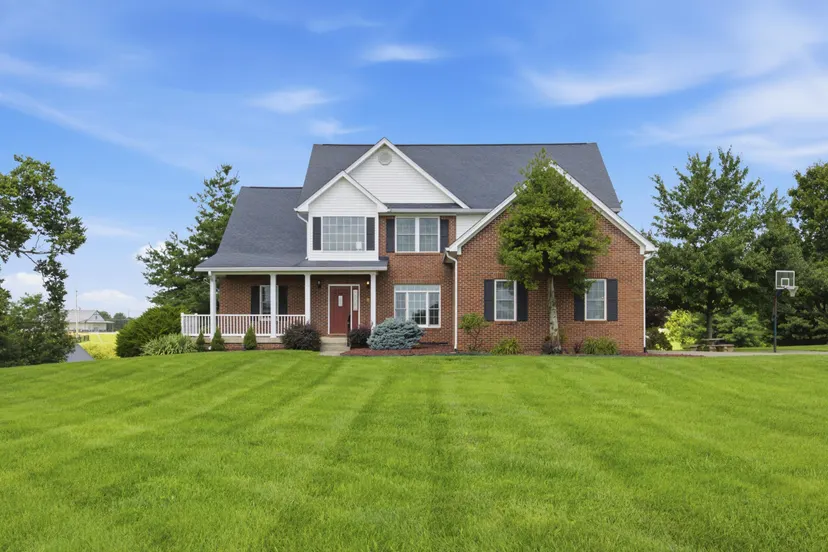 119 Seahawk Trail, Midway, KY 40347 — primary photo