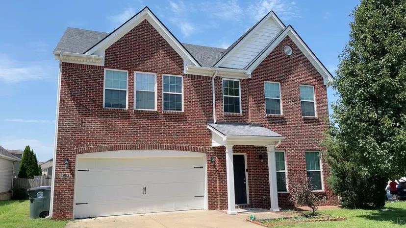3902 Mooncoin Way, Lexington, KY 40515 — primary photo