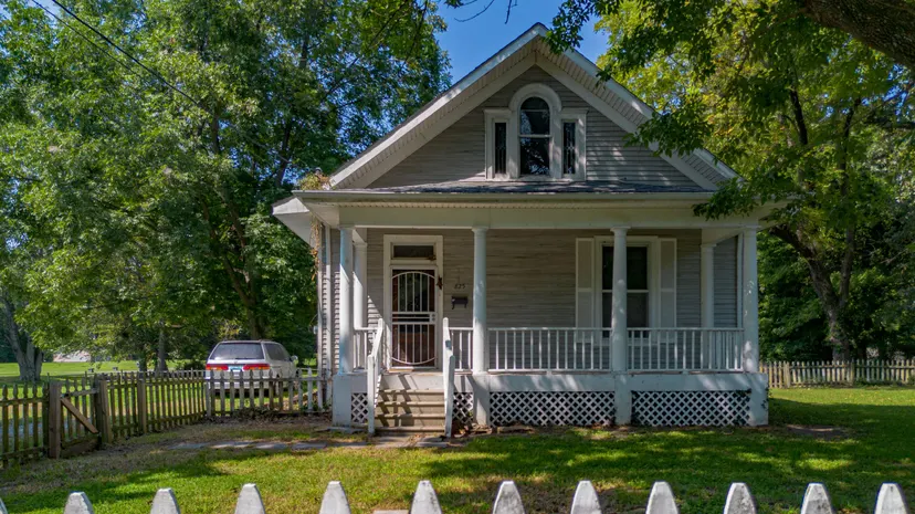 825 S 28th Street, Paducah, KY 42003 — primary photo