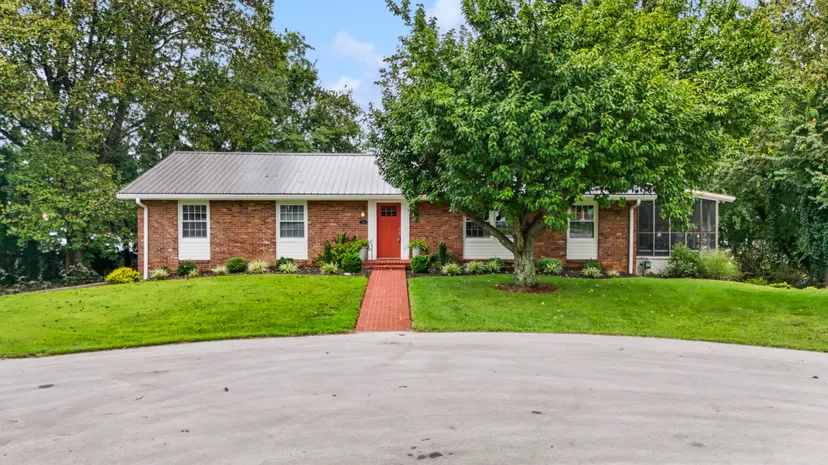 577 Cardinal Drive, Mt Sterling, KY 40353 — primary photo