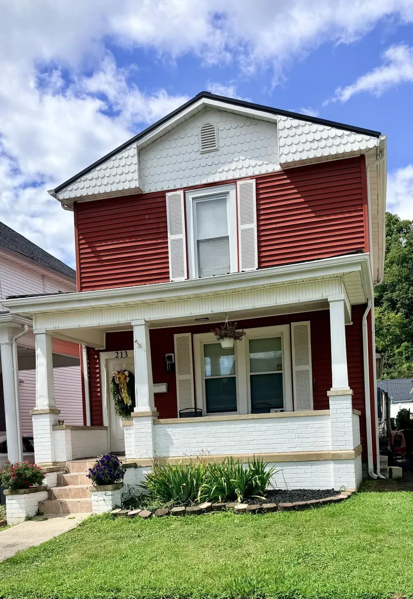213 4th Street, Paintsville, KY 41240 — primary photo