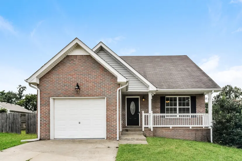 224 Pappy Drive, Oak Grove, KY 42262 — primary photo