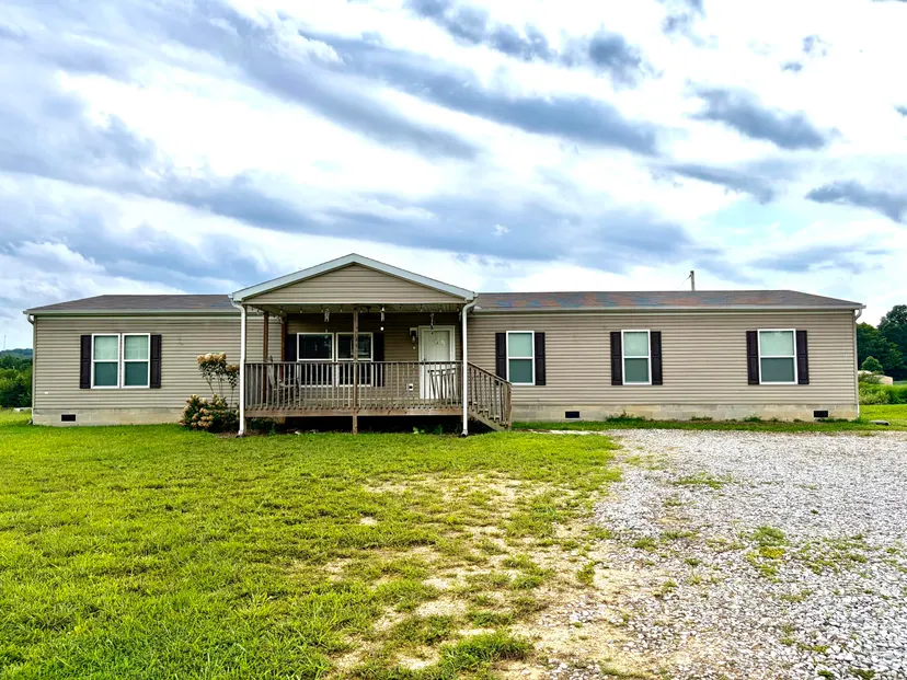 935 Stoney Fork Road, Corbin, KY 40701 — primary photo