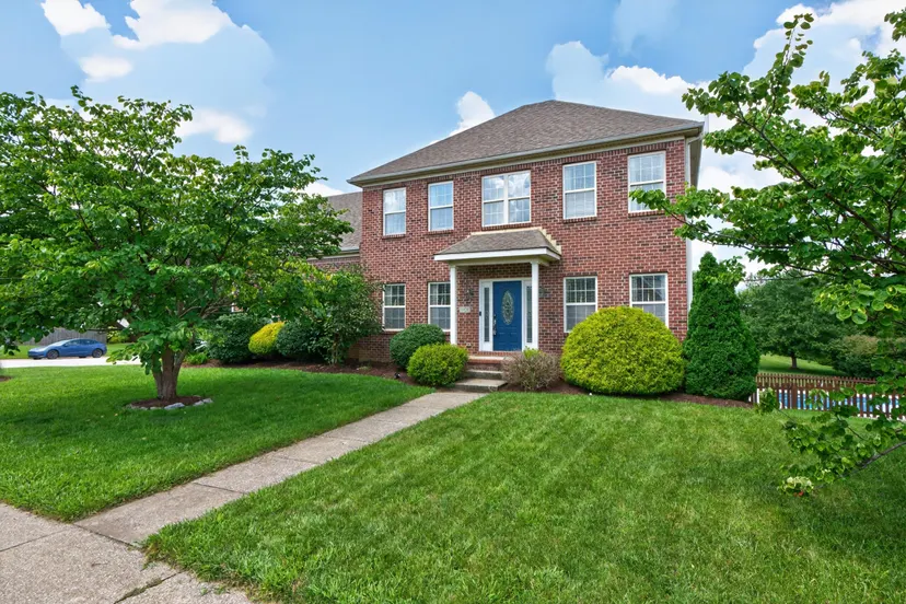 1029 Cedar Ridge Lane, Versailles, KY 40383 — primary photo