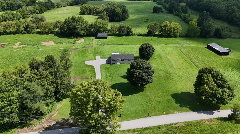 291 Bardstown Road, Harrodsburg, KY 40330 — primary photo