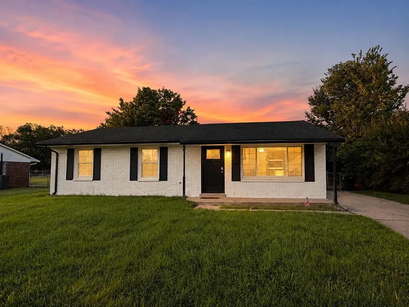 211 Mount Vernon Drive, Georgetown, KY 40324 — primary photo