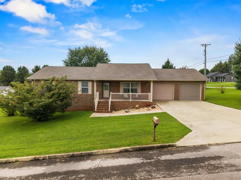 25 Ol Stable Drive, Somerset, KY 42503 — primary photo