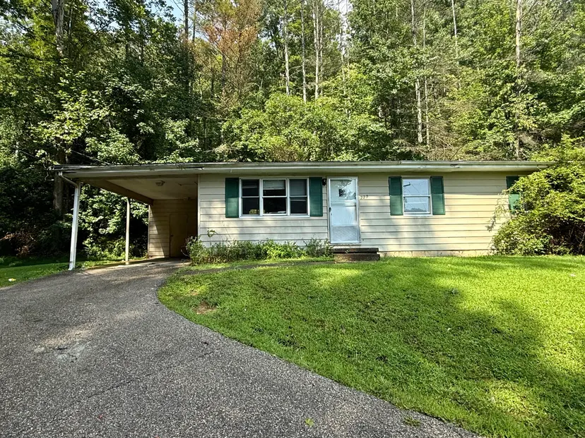 229 McClure Circle, Morehead, KY 40351 — primary photo