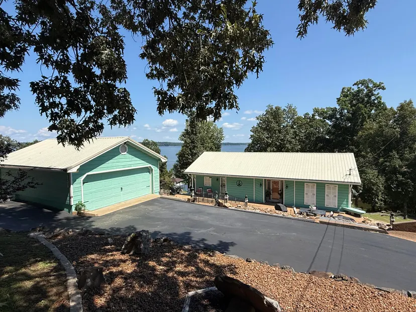 136 Sherwood Drive, Gilbertsville, KY 42044 — primary photo