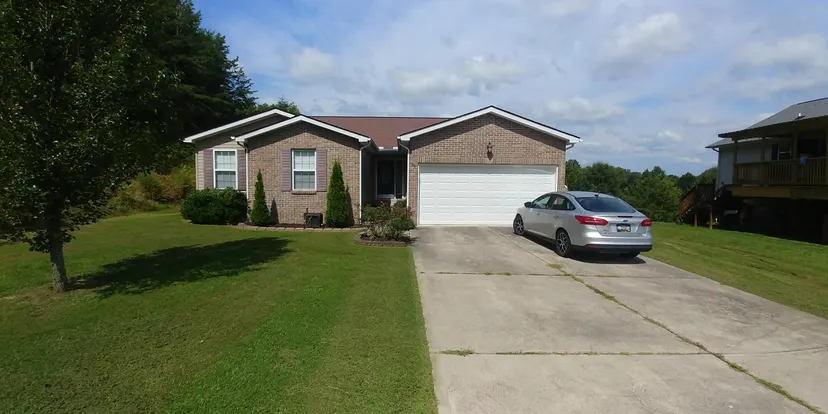 94 Stone Ridge Ct, Corbin, KY 40701 — primary photo