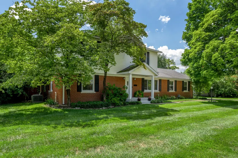 352 Albany Road, Lexington, KY 40503 — primary photo