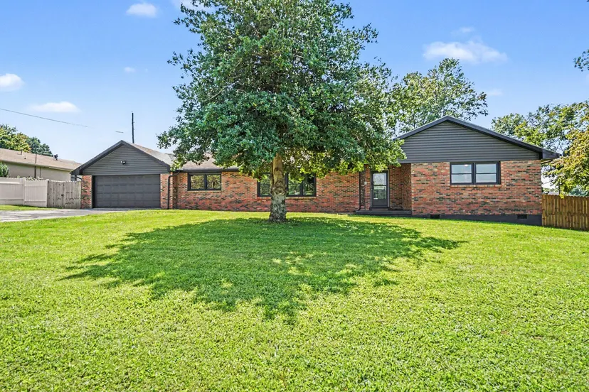 1020 Fogg Pike, Mt Sterling, KY 40353 — primary photo