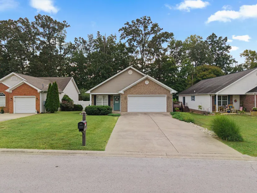 191 Fairway Trace, Cadiz, KY 42211 — primary photo