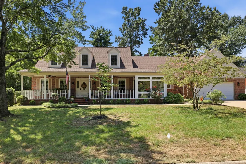 76 Martin Circle, Paducah, KY 42001 — primary photo
