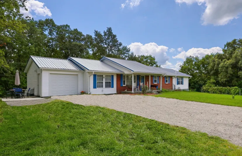 1587 Fairview Road, Lawrenceburg, KY 40342 — primary photo