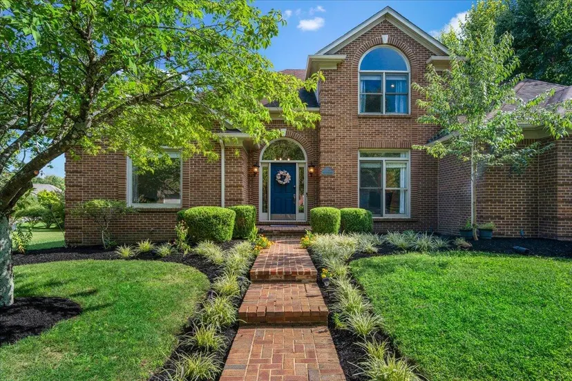 3216 Darlington Circle, Lexington, KY 40509 — primary photo