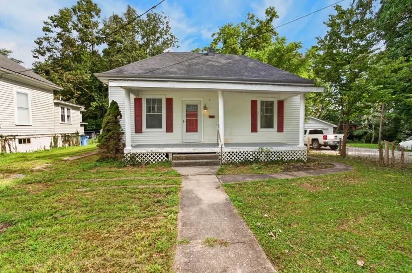 537 Adams Street, Danville, KY 40422 — primary photo