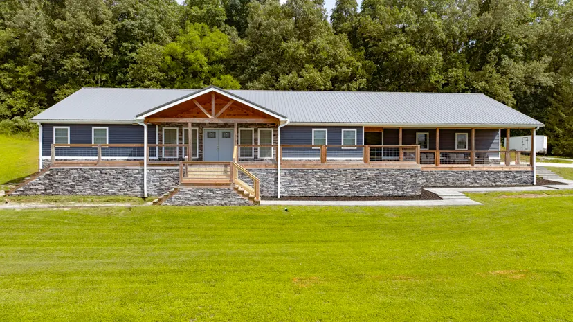 420 Fall Circle, Monticello, KY 42633 — primary photo