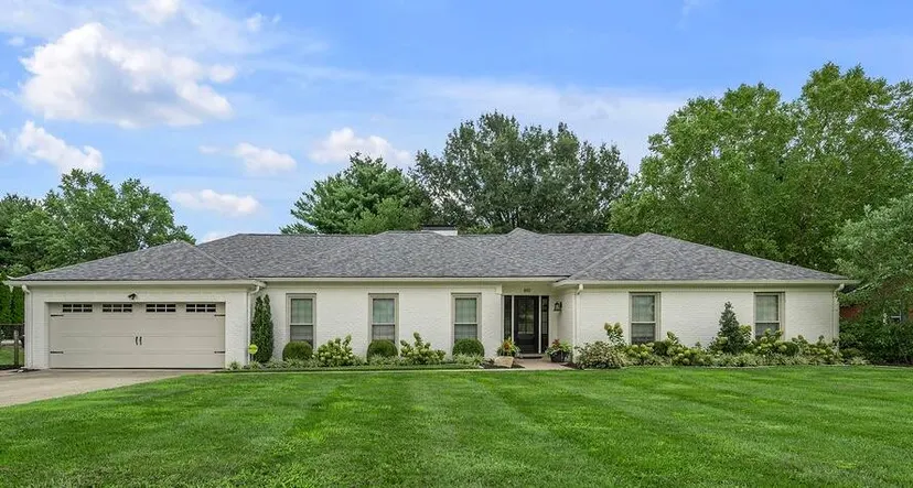 612 Autumn Lane, Lexington, KY 40502 — primary photo