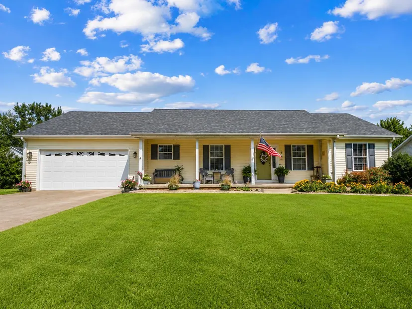 327 Turkeyfoot Lane, Stanford, KY 40484 — primary photo