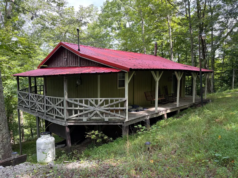 187 Bob Fields Trail, Frenchburg, KY 40322 — primary photo