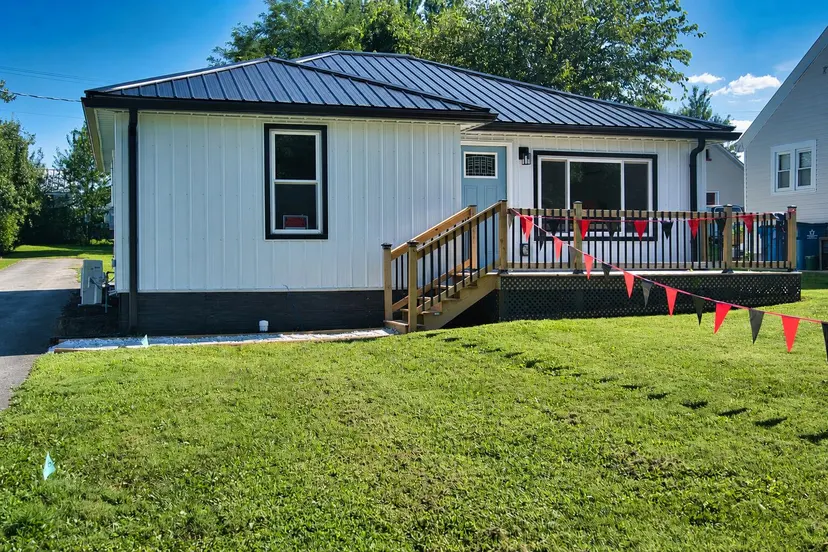 213 Baughman Avenue, Danville, KY 40422 — primary photo