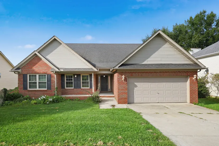 324 Mason Springs Drive, Nicholasville, KY 40356 — primary photo