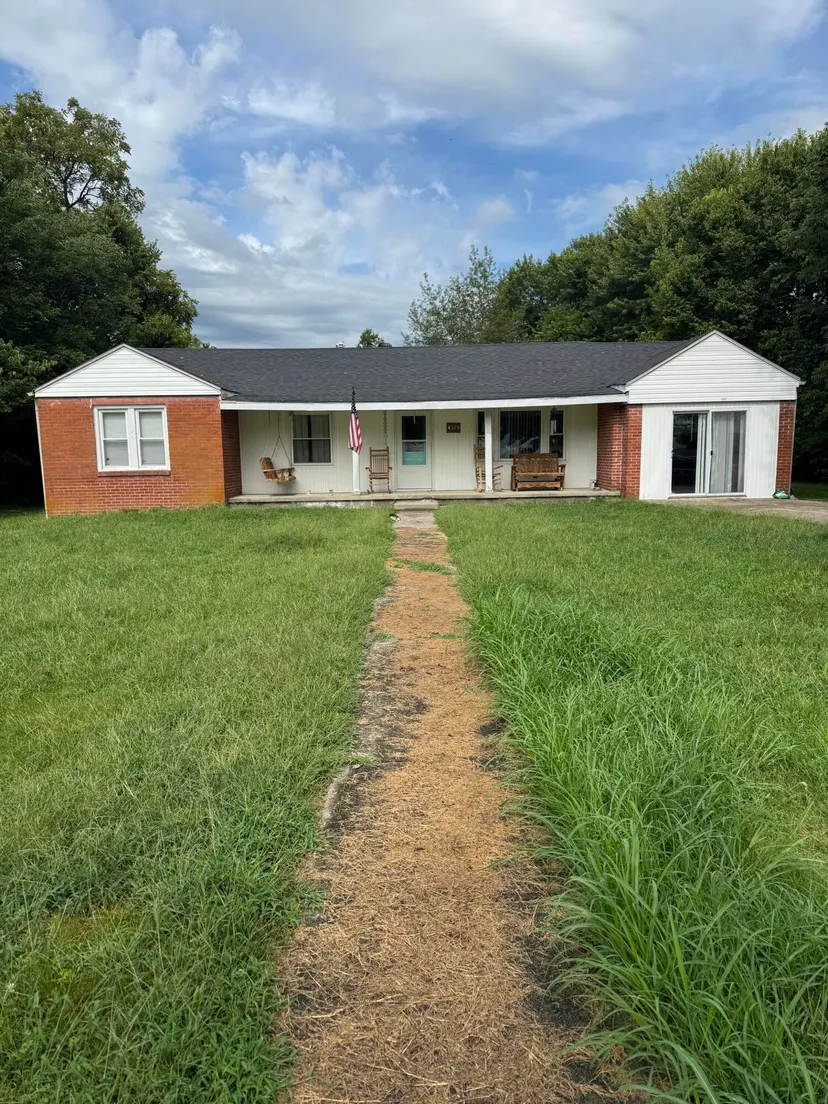 4525 Hustonville Road, Junction City, KY 40440 — primary photo
