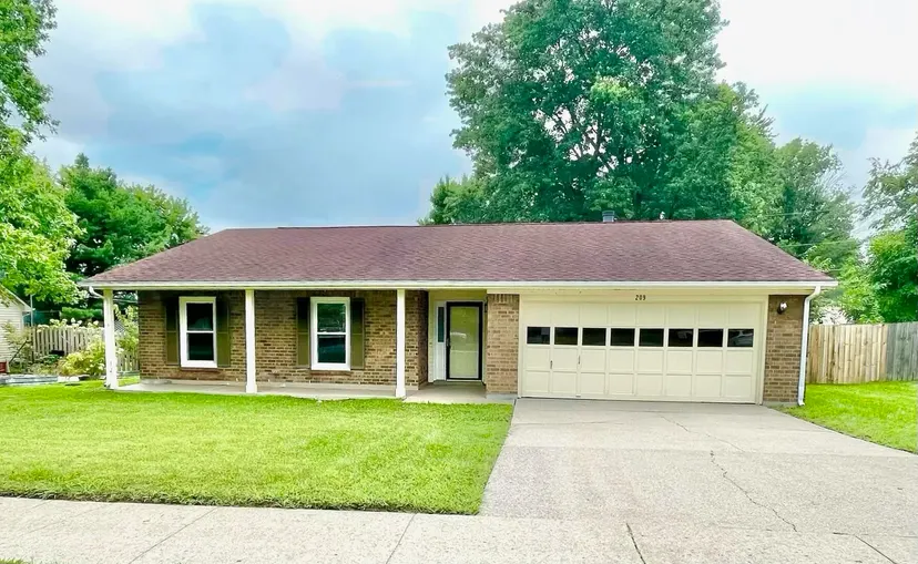 209 Hutchins Drive, Georgetown, KY 40324 — primary photo