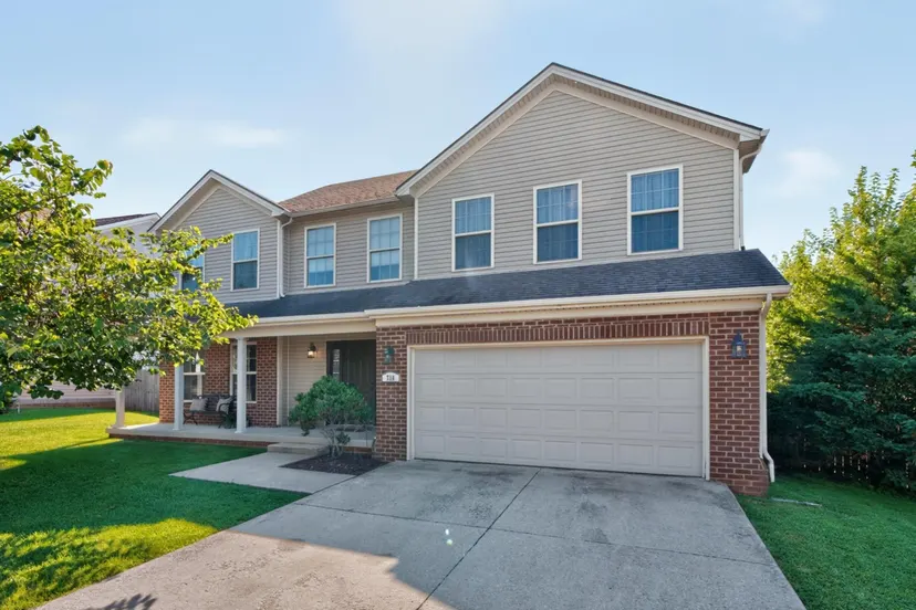 716 Newtown Springs Drive, Lexington, KY 40511 — primary photo