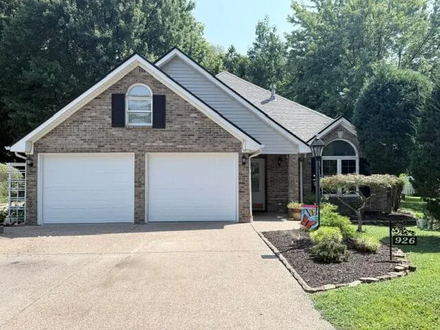 926 Stonebrook Drive, Paducah, KY 42003 — primary photo
