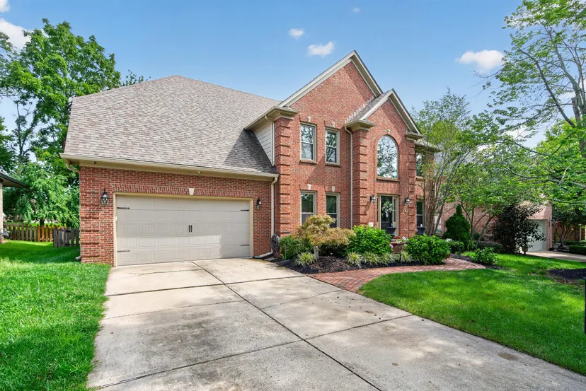 1237 Sherborne Place, Lexington, KY 40509 — primary photo