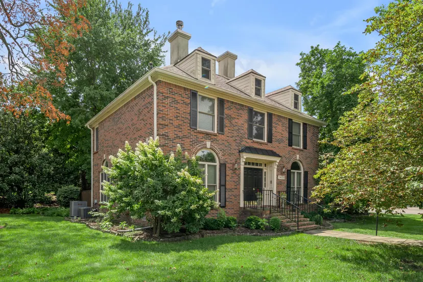 1435 Sugar Maple Lane, Lexington, KY 40511 — primary photo