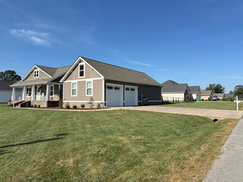 2141 Rob Mason Road, Murray, KY 42071 — primary photo