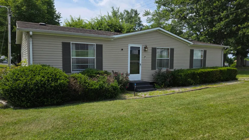 2017 River Road, London, KY 40744 — primary photo