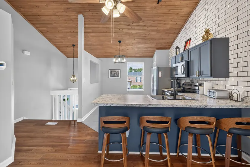 3504 Roundtable Way, Lexington, KY 40515 — primary photo