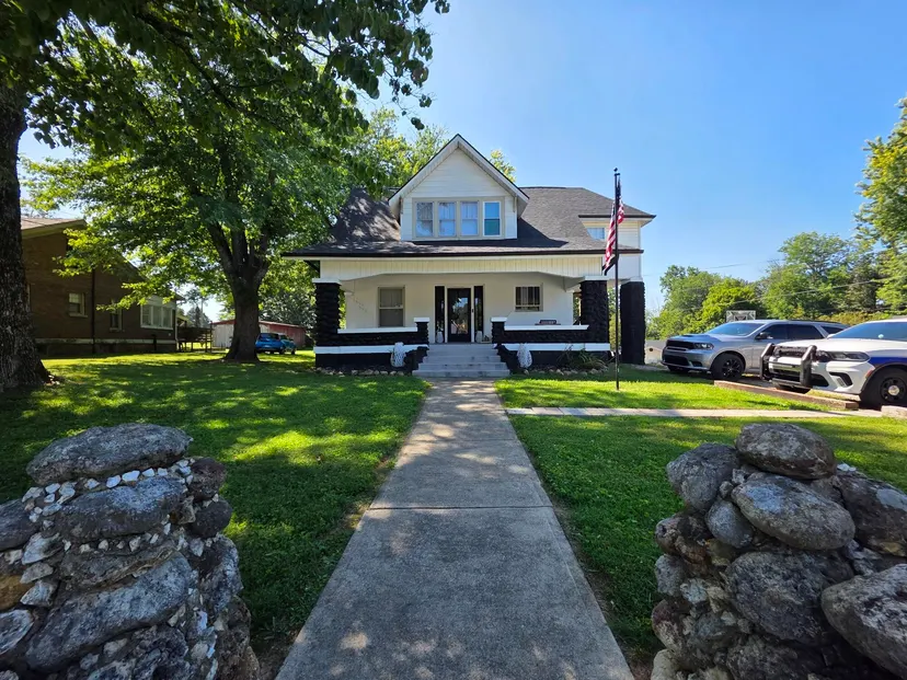 313 Stanford Street, Science Hill, KY 42553 — primary photo