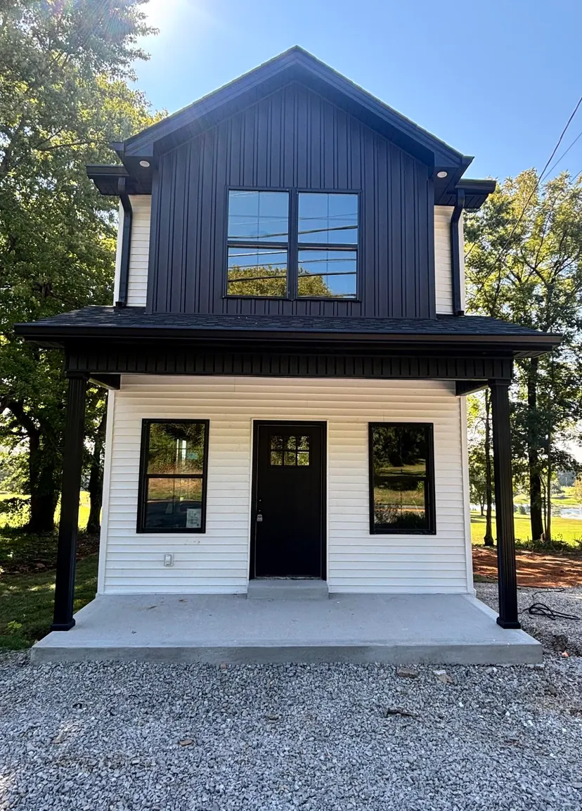 2121 Butler Road, Hopkinsville, KY 42240 — primary photo