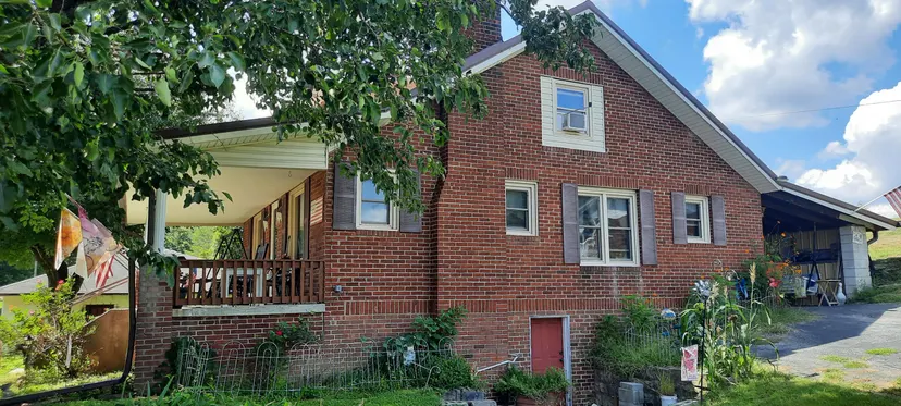 10774 E Laurel Road, London, KY 40741 — primary photo