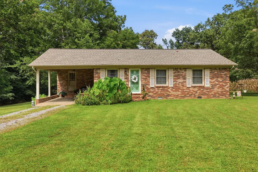 3488 3488 Edgehill Trl, Hazel, KY 42049 — primary photo